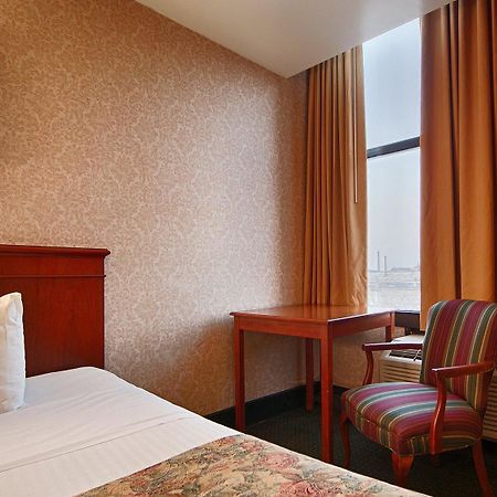 City View Inn New York Room photo